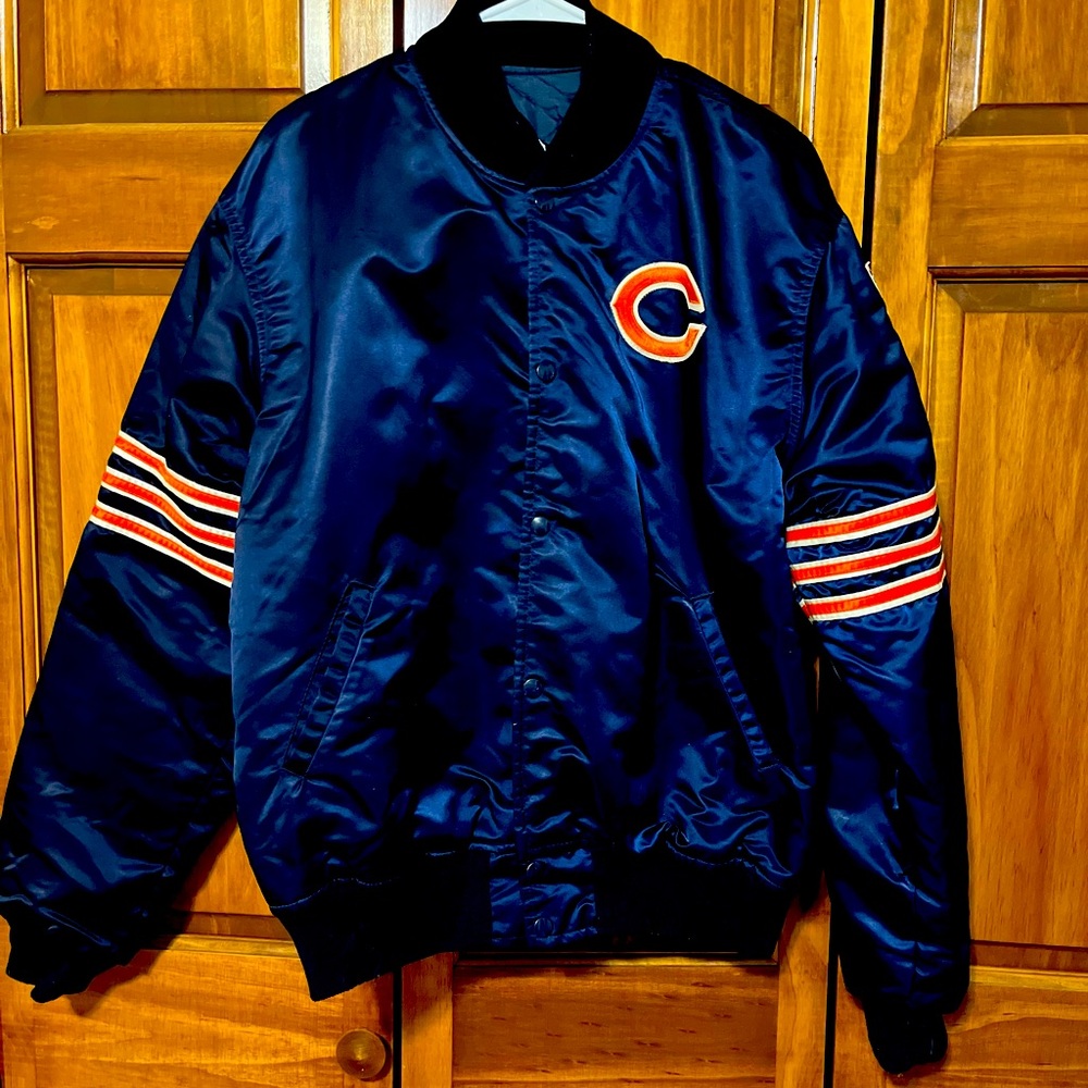 Vintage 1080s XL Chicago Bears Jacket.